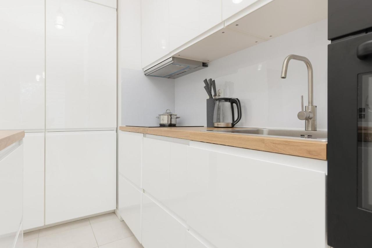 Apartment With Ac Warsaw Mokotow Business Centre By Noclegi Renters Dış mekan fotoğraf